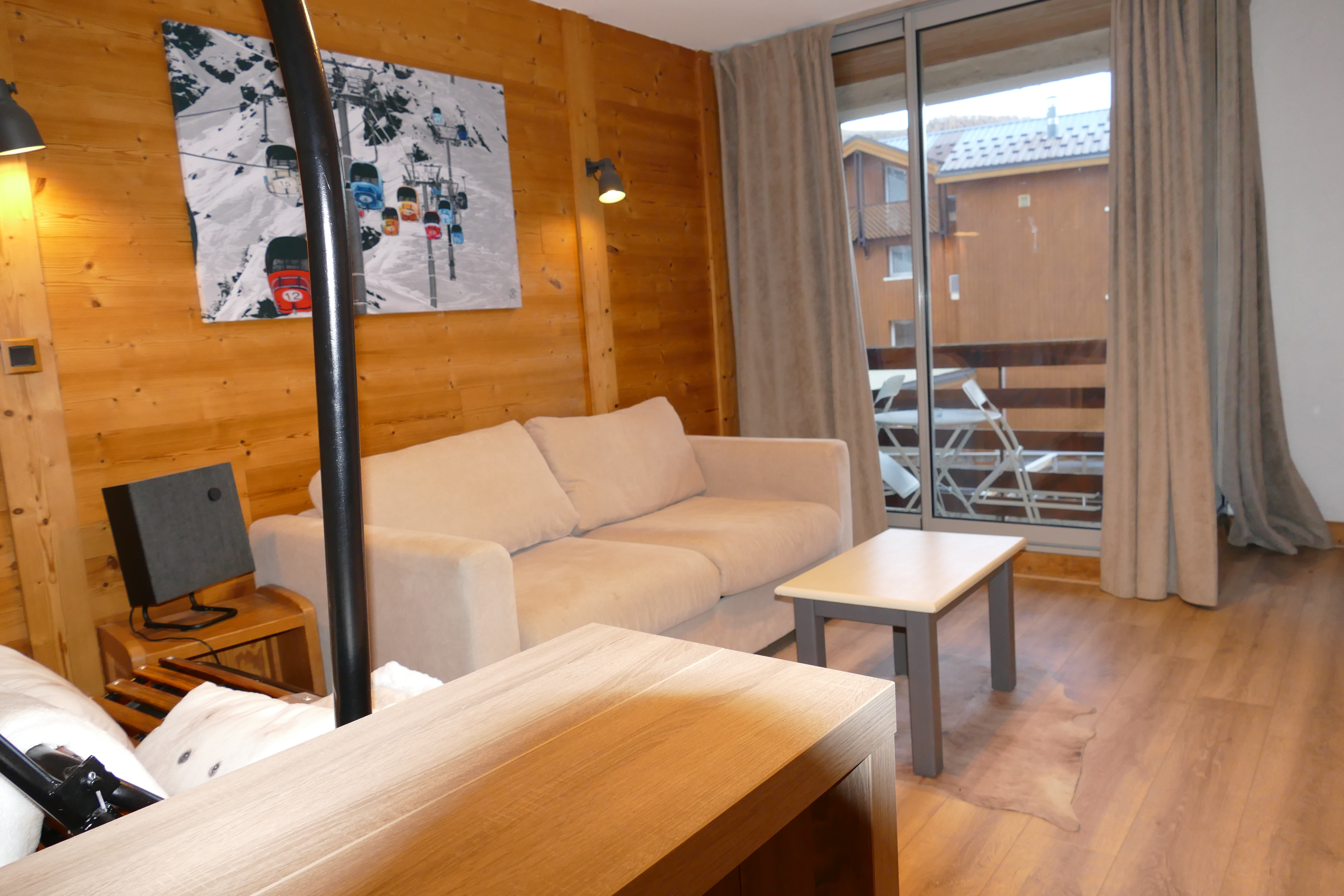 42m2 aux 2 Alpes : le pied-à-terre idéal pour profiter de la montagne toute l&rsquo;année.